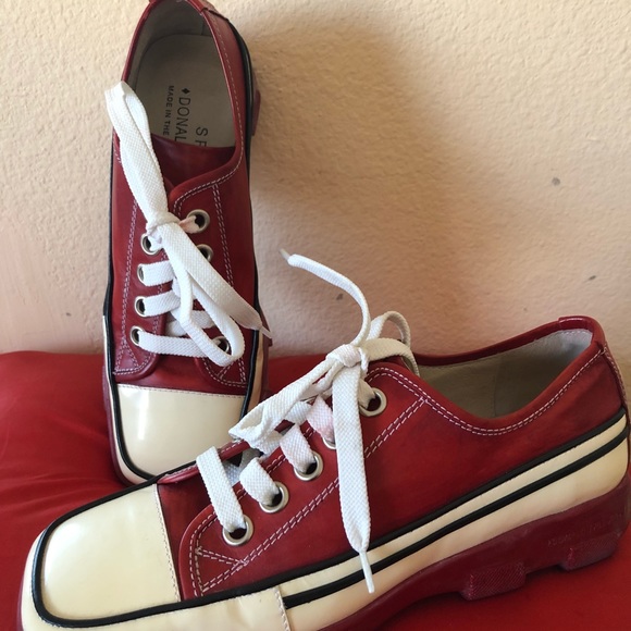 Donald J Pliner Shoes - Picture 2 of 4